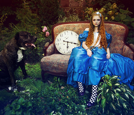 Cosplay Friday: Alice In Wonderland by techgnotic on DeviantArt