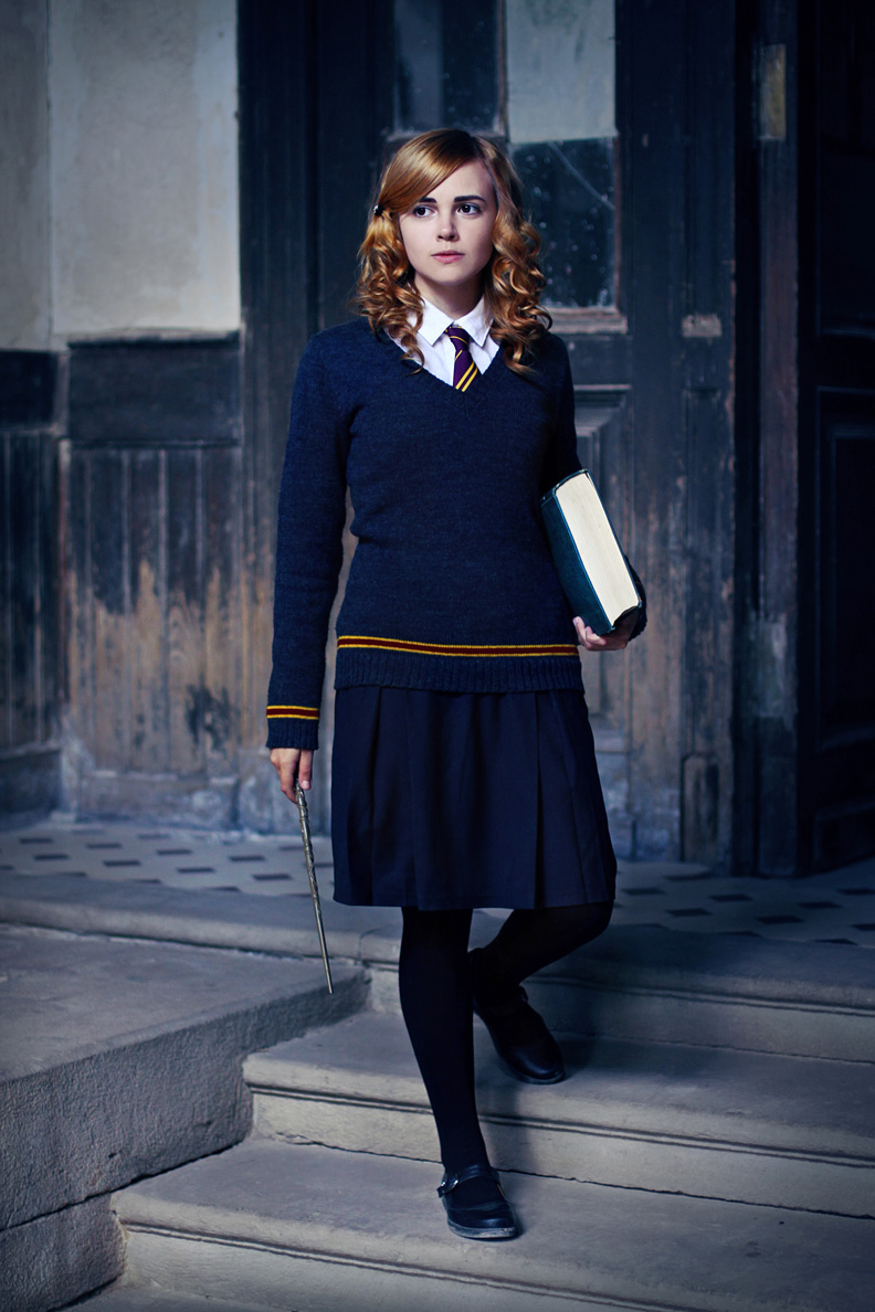 Cosplay Friday: Harry Potter by techgnotic on DeviantArt